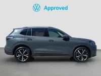 Usado VW Tiguan 204 CV (150 kW) 2025 Gris SUV