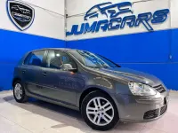 Usado VW Golf V Highline 105 CV (77 kW) 2008 Gris Utilitario