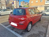 Usado Renault Clio II Exception 75 CV (55 kW) 2008 Rojo Berlina