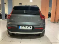 Usado Volvo XC40 Momentum 150 CV (110 kW) 2019 Gris / plata SUV