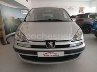 Usado Peugeot 807 138 CV (101 kW) 2003 Gris / plata Monovolumen