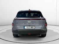Usado Hyundai Kona 141 CV (103 kW) 2024 Gris SUV
