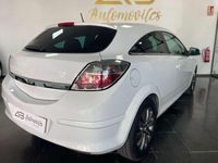 Usado Opel Astra GTC 110 CV (80 kW) 2010 Blanco Utilitario