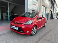 Occasion Toyota Aygo Live 68 PK (50 kW) 2012 Rood Hatchback