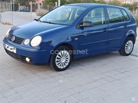 Usado VW Polo Highline 75 CV (55 kW) 2004 Azul Utilitario