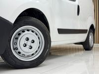 Usado Fiat Fiorino 75 CV (55 kW) 2014 Blanco Monovolumen