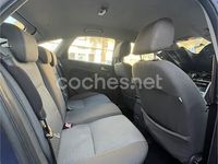 Usado Ford Focus Trend 109 CV (80 kW) 2006 Azul Berlina