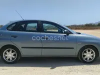 Usado Seat Ibiza 100 CV (73 kW) 2006 Azul Utilitario