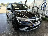 Usado Renault Arkana RS Line 140 CV (102 kW) 2022 Negro SUV