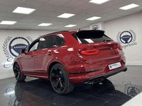 Usado Bentley Bentayga 449 CV (330 kW) 2023 Rojo SUV