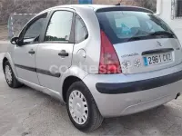 Usado Citroën C3 Exclusive 92 CV (67 kW) 2004 Gris / plata Berlina