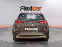 Usado Hyundai Kona 120 CV (88 kW) 2021 Gris SUV