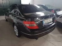 Usado Mercedes C220 Avantgarde 170 CV (125 kW) 2008 Negro Berlina