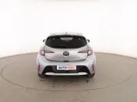 Usado Toyota Corolla Style 122 CV (89 kW) 2022 Gris Berlina