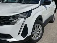 Usado Peugeot 5008 Active 131 CV (96 kW) 2022 Blanco SUV