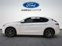 Usado Alfa Romeo Stelvio Veloce 209 CV (153 kW) 2021 Blanco SUV