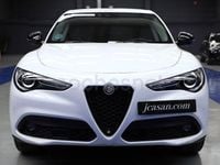 Usado Alfa Romeo Stelvio Sprint 190 CV (139 kW) 2021 Blanco SUV