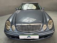 Usado Mercedes E320 Avantgarde 224 CV (164 kW) 2006 Azul Berlina