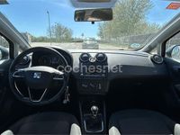 Usado Seat Ibiza CONNECT 105 CV (77 kW) 2016 Gris / plata Berlina