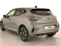 Usado Renault Clio Techno 101 CV (74 kW) 2025 Utilitario