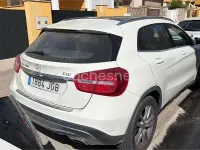 Usado Mercedes GLA200 Style 136 CV (100 kW) 2015 Blanco SUV