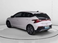 Usado Hyundai i20 102 CV (75 kW) 2024 Blanco Utilitario