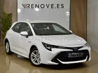 Usado Toyota Corolla Active 122 CV (89 kW) 2020 Blanco Berlina