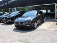Usado Seat Leon Style 110 CV (80 kW) 2022 Gris / plata Berlina