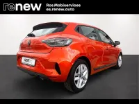Begagnad Renault Clio V Evolution 100 HK (73 kW) 2023 Orange Sedan