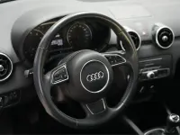 Usado Audi A1 Sportback Attraction 95 CV (69 kW) 2015 Blanco Utilitario