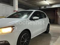 Usado VW Polo Advance 60 CV (44 kW) 2015 Blanco Berlina