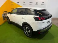 Usado Peugeot 3008 Allure 130 CV (95 kW) 2018 Blanco SUV