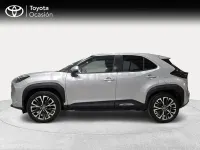Usado Toyota Yaris Cross Plus 116 CV (85 kW) 2022 Gris / plata SUV