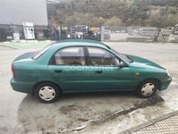 Usado Chevrolet Lanos 75 CV (55 kW) 2002 Verde Berlina