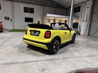 Usado Mini Cooper Cabriolet Classic 163 CV (119 kW) 2025 Amarillo Descapotable