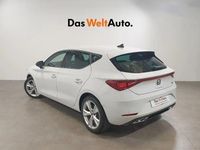 Usado Seat Leon FR 116 CV (85 kW) 2025 Blanco
