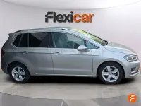 Usado VW Golf Sportsvan Advance 125 CV (91 kW) 2016 Gris / plata Monovolumen