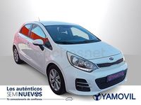Usado Kia Rio 84 CV (61 kW) 2015 Blanco Berlina