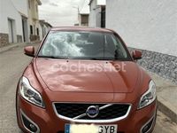 Käytetty Volvo C30 Momentum 136 HP (100 kW) 2010 Oranssi Viistoperä