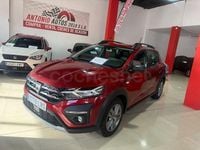 Usado Dacia Sandero Essentiel 91 CV (66 kW) 2022 Rojo Berlina