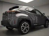Usado Toyota Yaris Cross Style 116 CV (85 kW) 2022 Gris / plata SUV