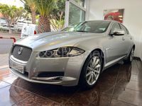 Usado Jaguar XF Luxury 200 CV (147 kW) 2014 Gris / plata Berlina