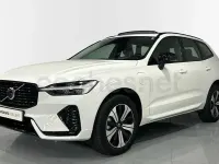 Usado Volvo XC60 Plus 350 CV (257 kW) 2025 Blanco SUV