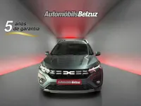 Usado Dacia Jogger Expression 110 CV (80 kW) 2025 Verde Monovolumen