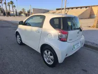 Usado Toyota iQ 68 CV (50 kW) 2009 Blanco Utilitario