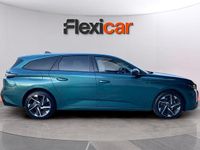 Usado Peugeot 308 SW Allure 131 CV (96 kW) 2022 Verde Familiar