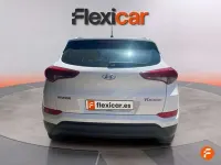 Usado Hyundai Tucson 132 CV (97 kW) 2019 Blanco SUV