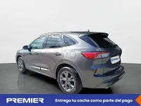 Usado Ford Kuga ST-Line 190 CV (139 kW) 2023 Gris / plata SUV
