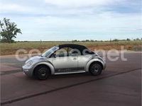 Usado VW New Beetle 100 CV (73 kW) 2004 Gris / plata Utilitario