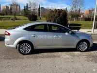 Usado Ford Mondeo Limited 115 CV (84 kW) 2014 Gris / plata Berlina
